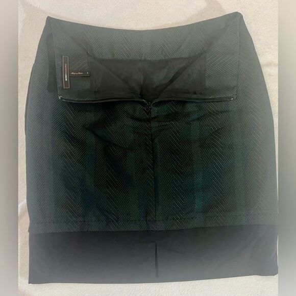 BCBGMaxAzria Emerald Green with Black Pencil Skirt 02 for 0 or 2 - Picture 5 of 10